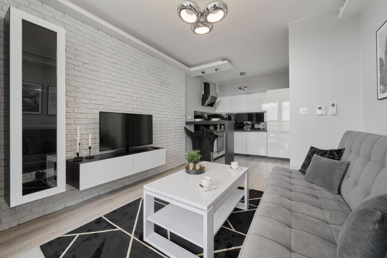 Odra Tower Apartment Center Of Wroclaw By Renters Prestige Eksteriør bilde