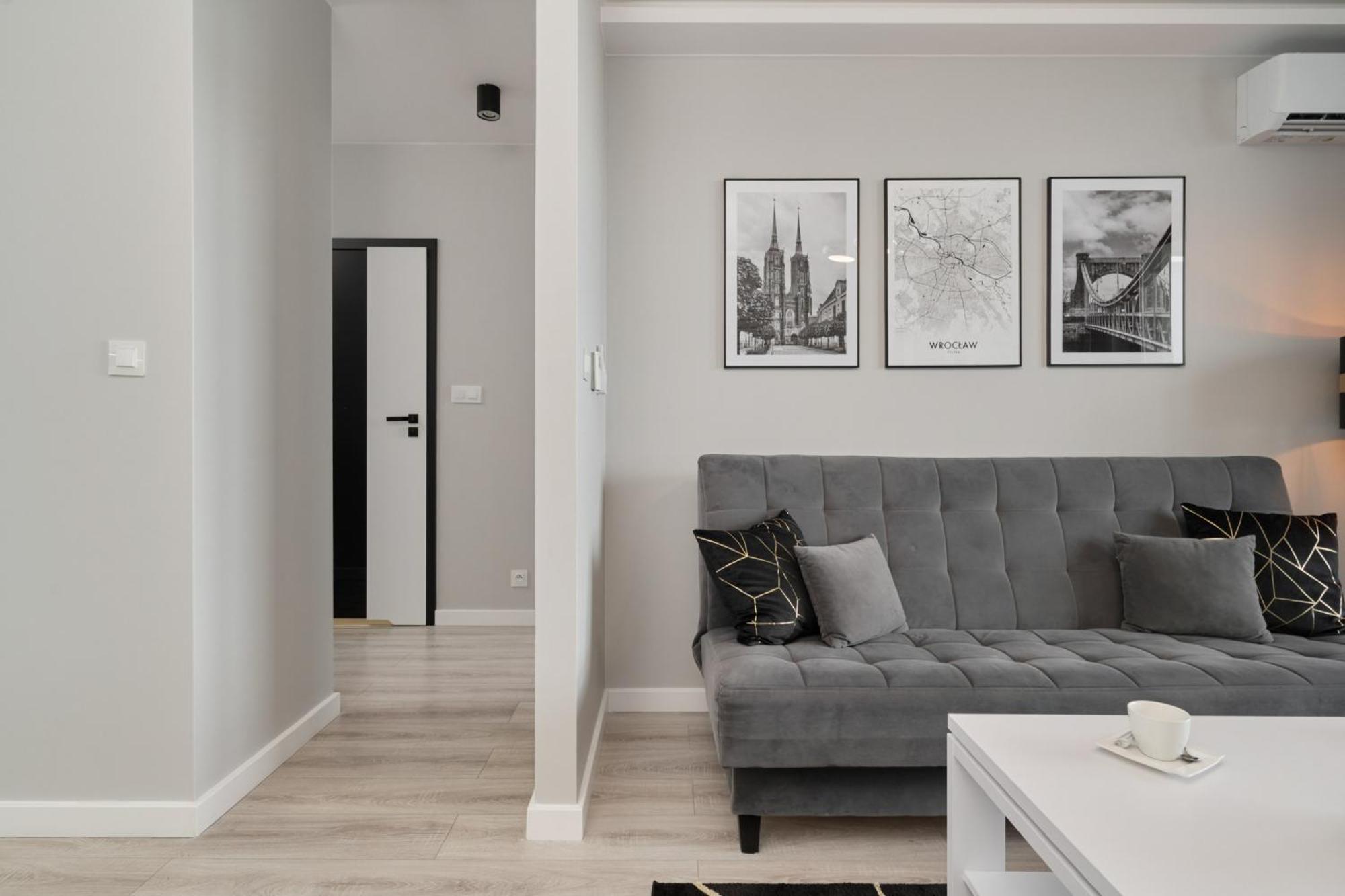 Odra Tower Apartment Center Of Wroclaw By Renters Prestige Eksteriør bilde